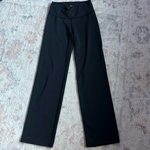 nike small straight leg leggings